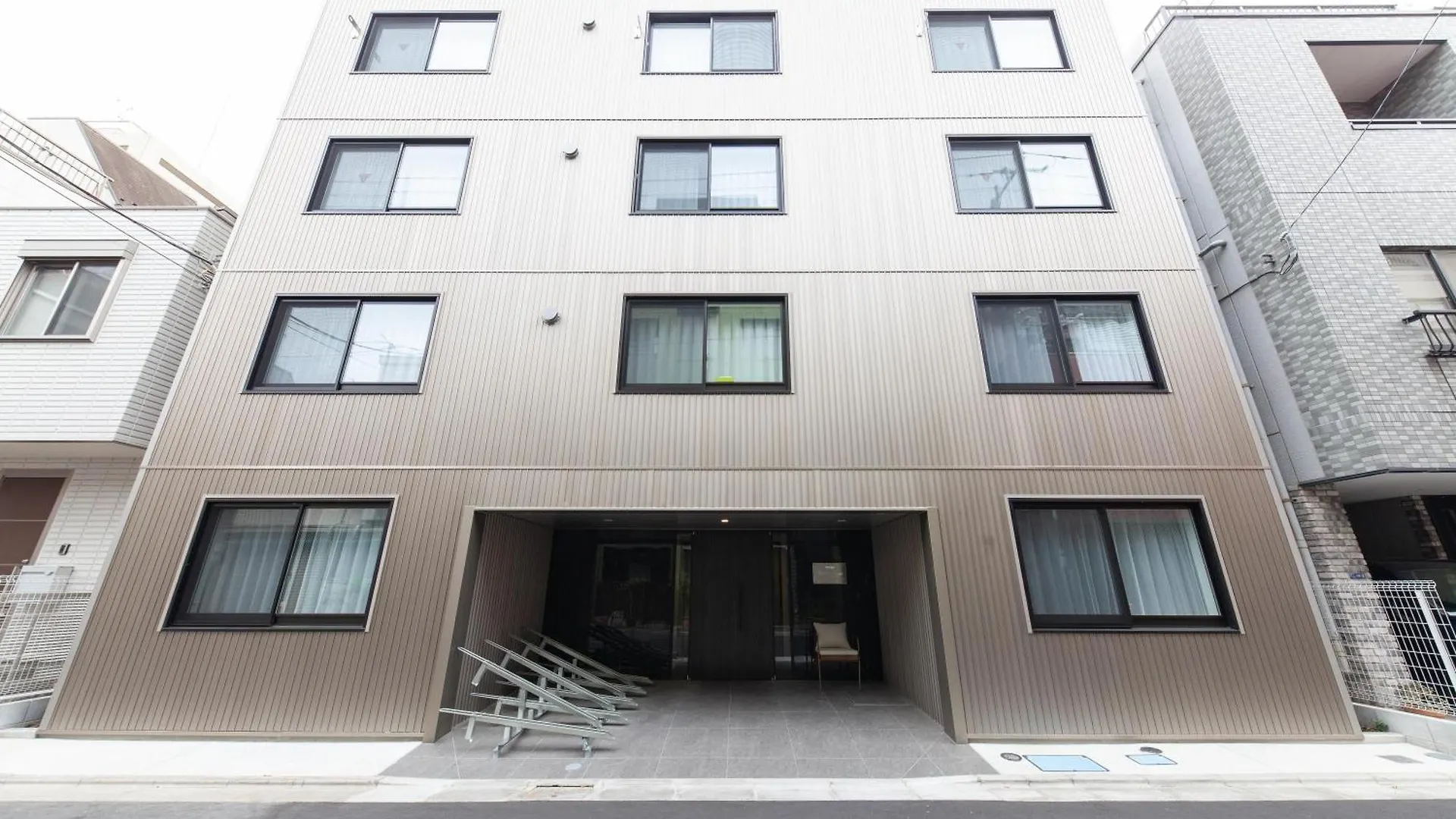 Trym Oshiage Apartment Tokyo